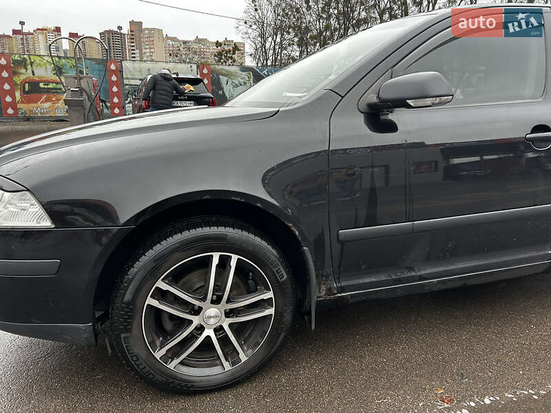 Лифтбек Skoda Octavia 2008 в Киеве