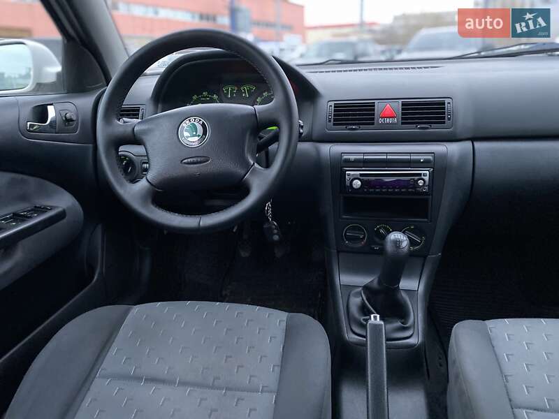 Лифтбек Skoda Octavia 2007 в Киеве