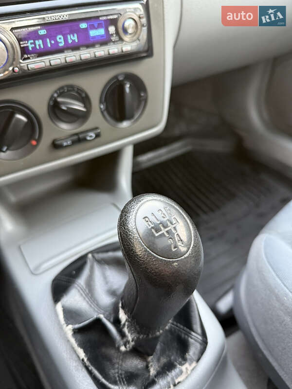 Лифтбек Skoda Octavia 1998 в Чернигове