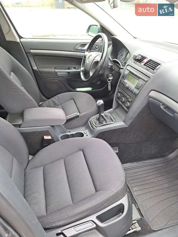 Универсал Skoda Octavia 2005 в Чернигове