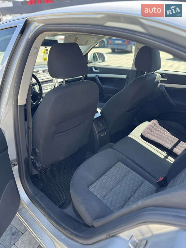 Лифтбек Skoda Octavia 2011 в Ужгороде фото 9 Лифтбек Skoda Octavia 2011 в Ужгороде