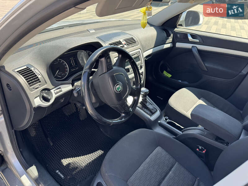 Лифтбек Skoda Octavia 2011 в Ужгороде фото 8 Лифтбек Skoda Octavia 2011 в Ужгороде