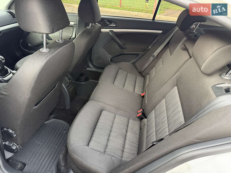 Лифтбек Skoda Octavia 2011 в Кривом Роге