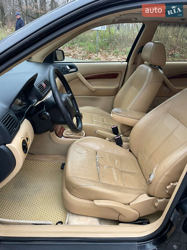 Універсал Skoda Octavia 2000 в Львові