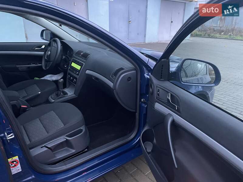 Лифтбек Skoda Octavia 2012 в Тернополе