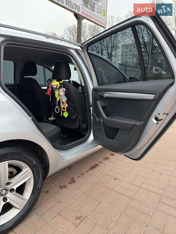 Универсал Skoda Octavia 2014 в Полтаве