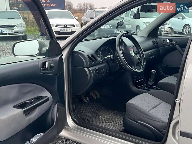 Лифтбек Skoda Octavia 2008 в Львове