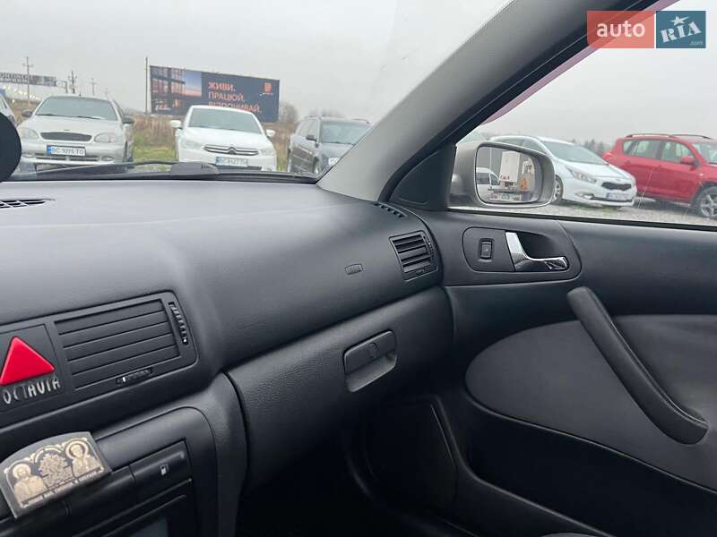 Лифтбек Skoda Octavia 2008 в Львове