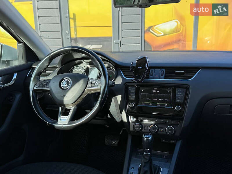 Универсал Skoda Octavia 2015 в Стрые фото 47 Универсал Skoda Octavia 2015 в Стрые