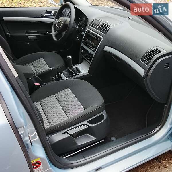 Универсал Skoda Octavia 2009 в Одессе
