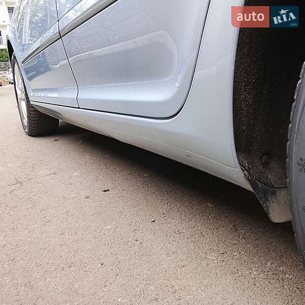 Универсал Skoda Octavia 2009 в Одессе