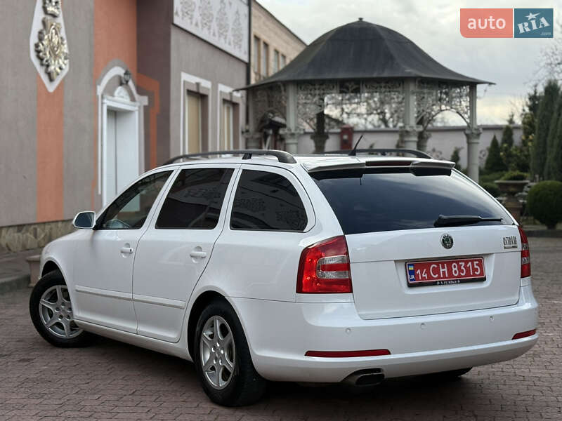 Универсал Skoda Octavia 2008 в Стрые