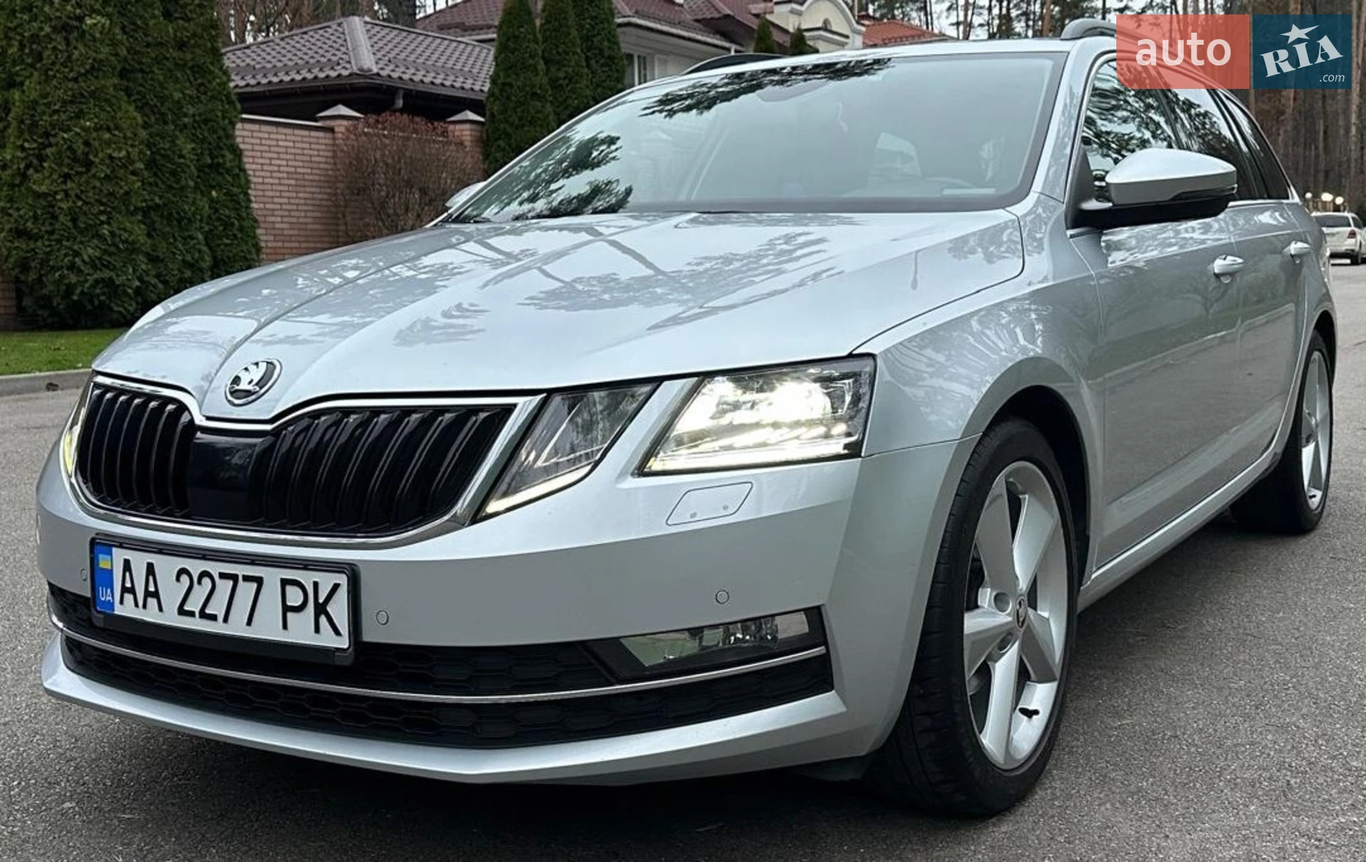 2017 Skoda Octavia - фото 1