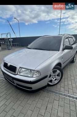 Універсал Skoda Octavia 2001 в Одесі