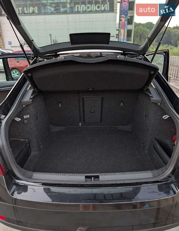 Лифтбек Skoda Octavia 2018 в Львове