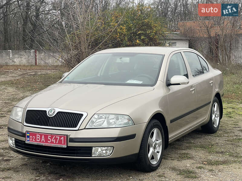 Лифтбек Skoda Octavia 2005 в Умани