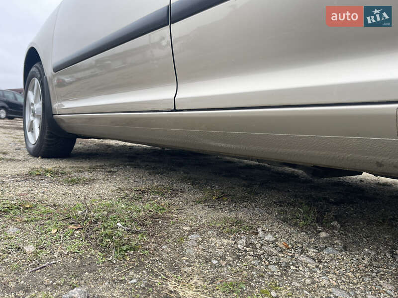 Лифтбек Skoda Octavia 2005 в Умани