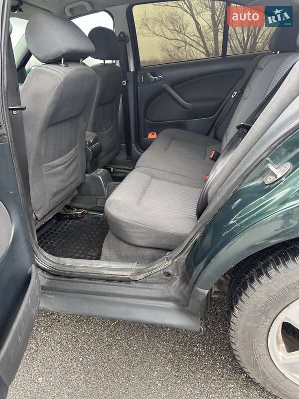 Лифтбек Skoda Octavia 2004 в Буче