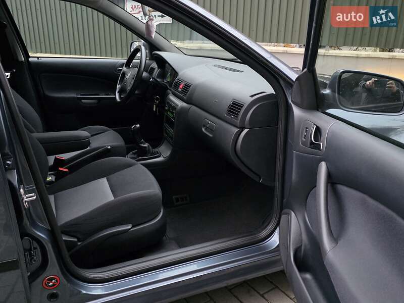 Лифтбек Skoda Octavia 2004 в Тернополе фото 36 Лифтбек Skoda Octavia 2004 в Тернополе