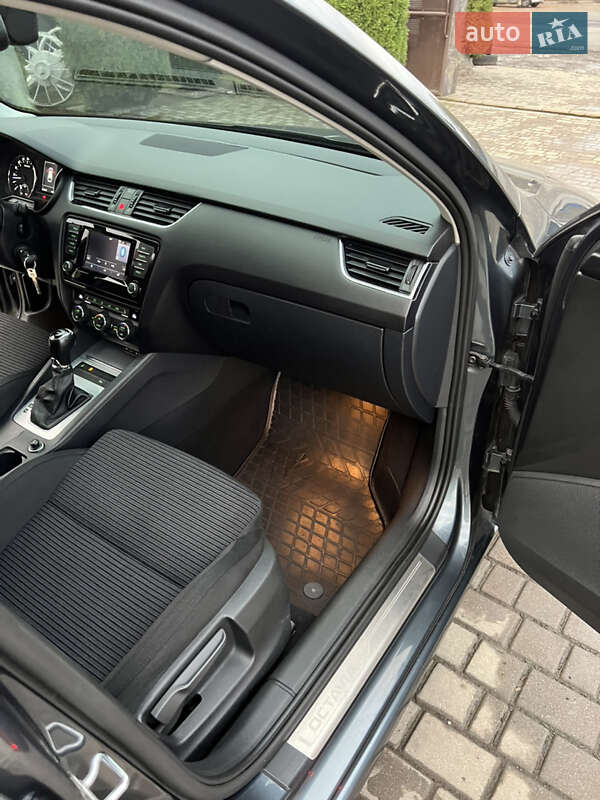 Универсал Skoda Octavia 2014 в Мукачево