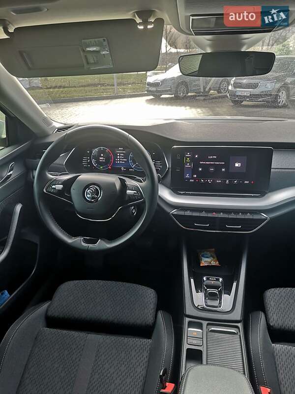 Лифтбек Skoda Octavia 2023 в Кривом Роге