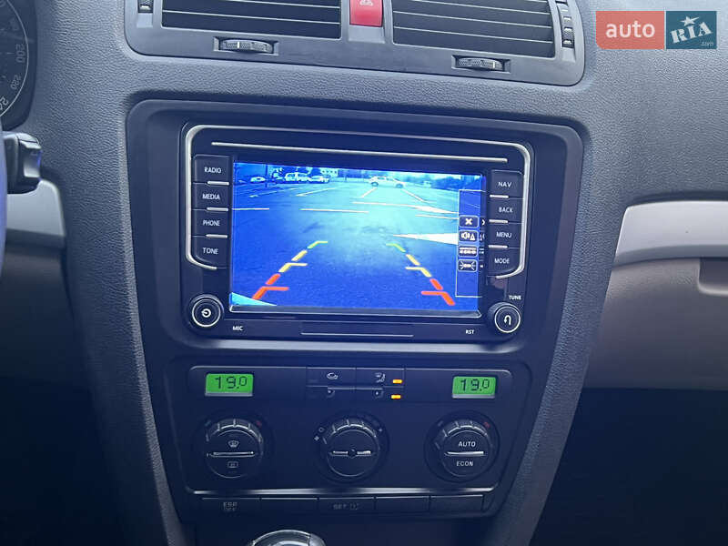 Лифтбек Skoda Octavia 2004 в Киеве