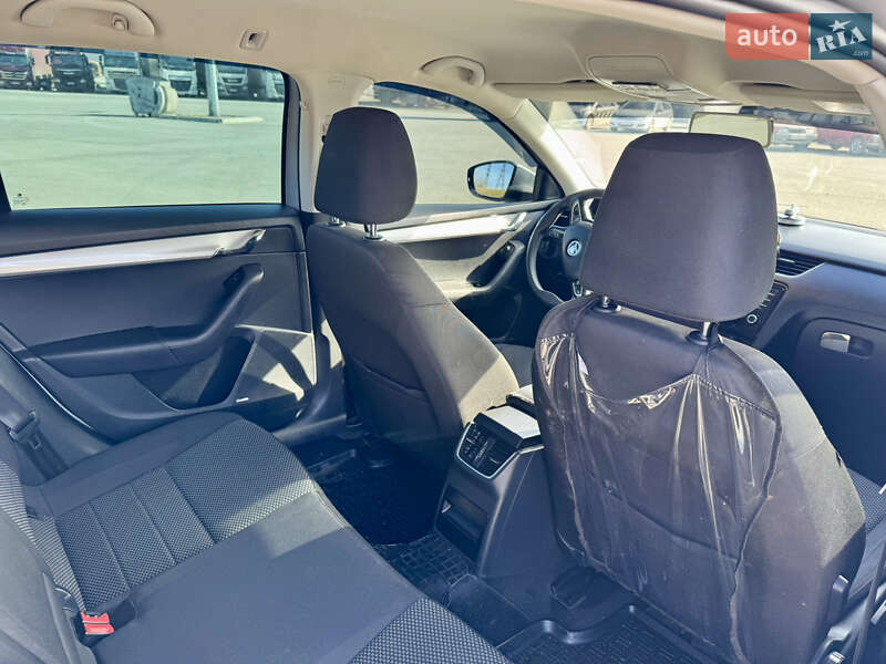 Универсал Skoda Octavia 2015 в Днепре