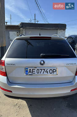 Універсал Skoda Octavia 2015 в Дніпрі