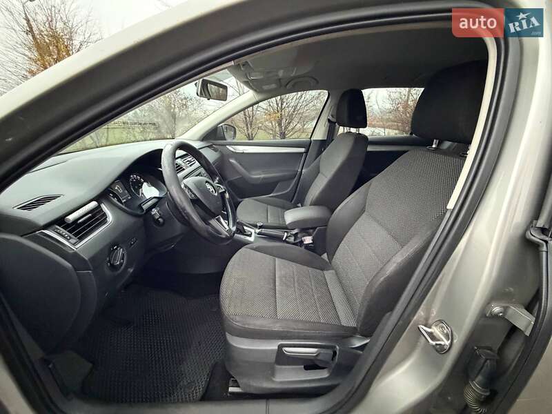 Универсал Skoda Octavia 2013 в Кривом Роге