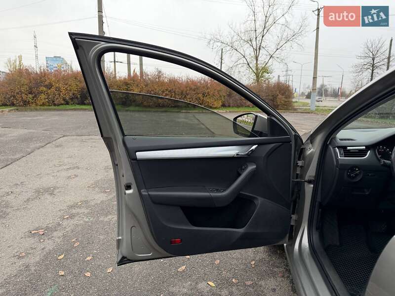 Универсал Skoda Octavia 2013 в Кривом Роге