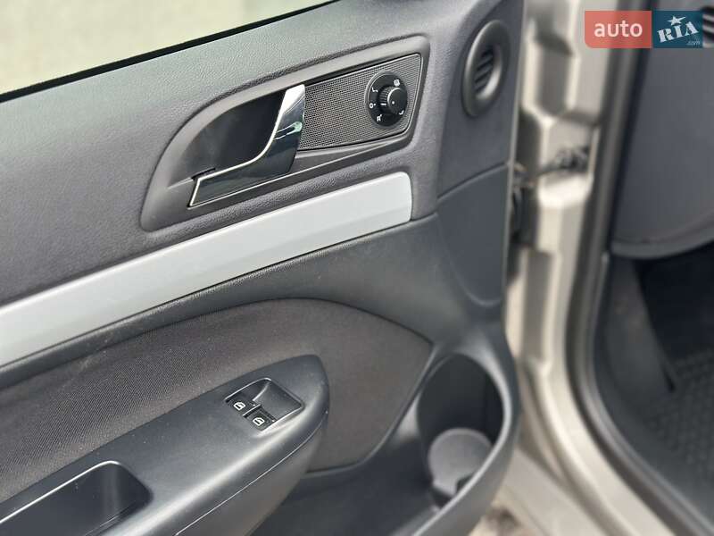 Универсал Skoda Octavia 2011 в Луцке фото 17 Универсал Skoda Octavia 2011 в Луцке