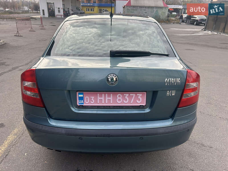 Лифтбек Skoda Octavia 2006 в Днепре
