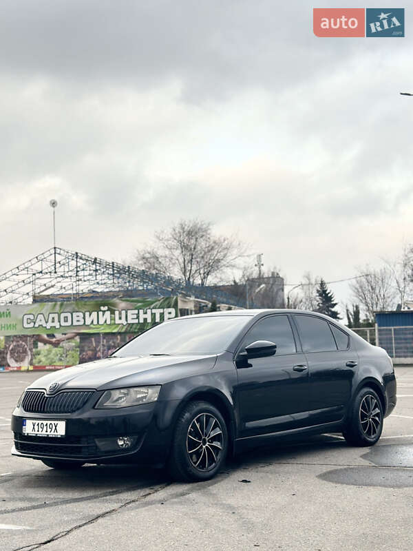 Лифтбек Skoda Octavia 2013 в Днепре