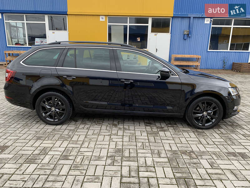 Універсал Skoda Octavia 2017 в Житомирі