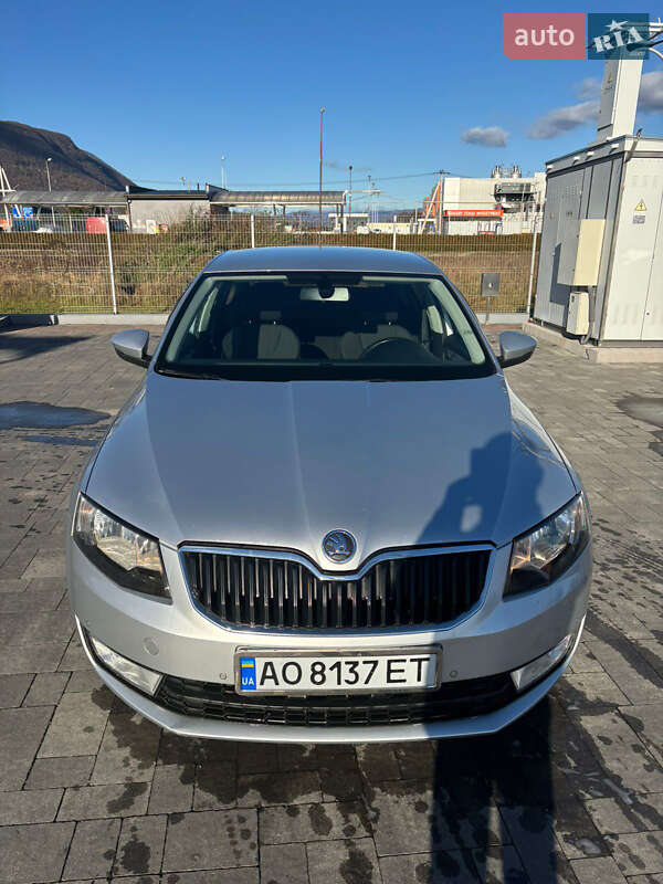 Лифтбек Skoda Octavia 2013 в Хусте