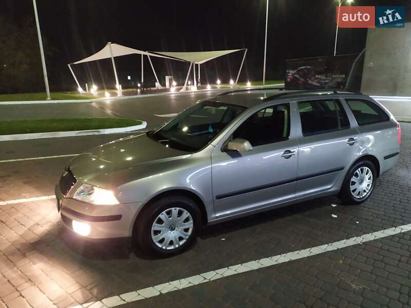 Универсал Skoda Octavia 2008 в Житомире