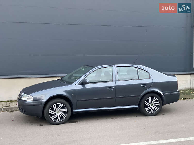 Лифтбек Skoda Octavia 2009 в Киеве