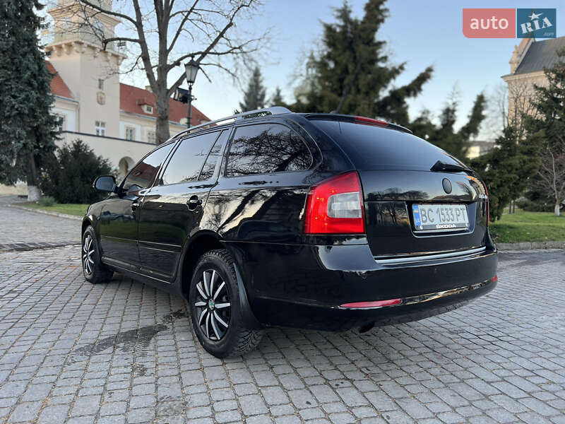 Универсал Skoda Octavia 2010 в Жовкве