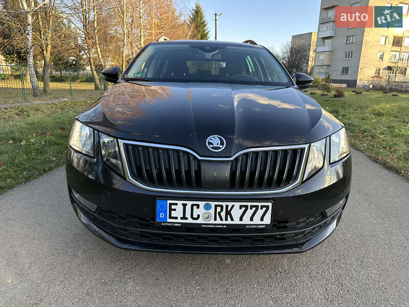 Универсал Skoda Octavia 2017 в Стрые