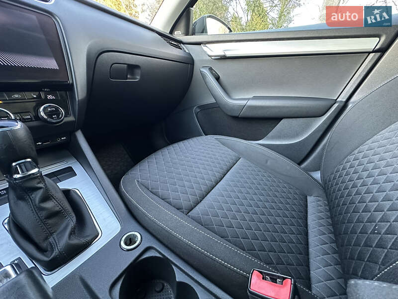 Универсал Skoda Octavia 2017 в Стрые