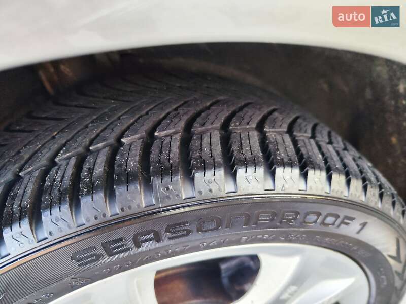 Универсал Skoda Octavia 2012 в Львове