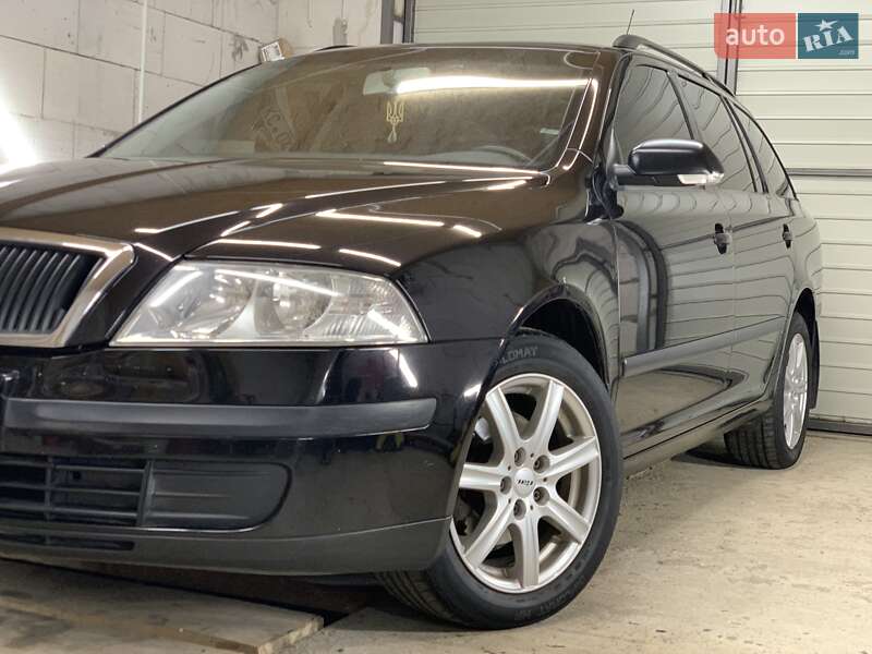 Универсал Skoda Octavia 2008 в Сваляве