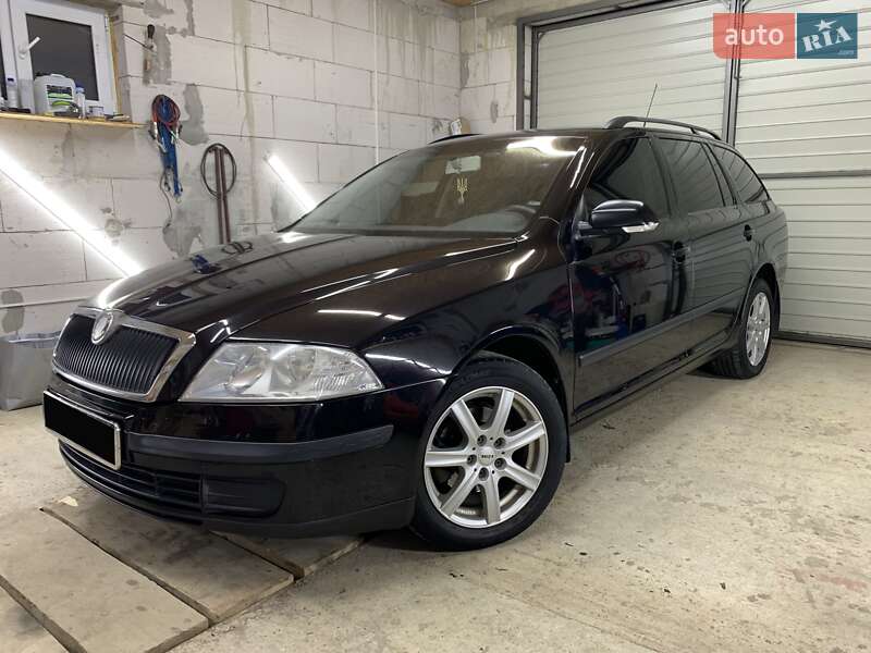 Универсал Skoda Octavia 2008 в Сваляве