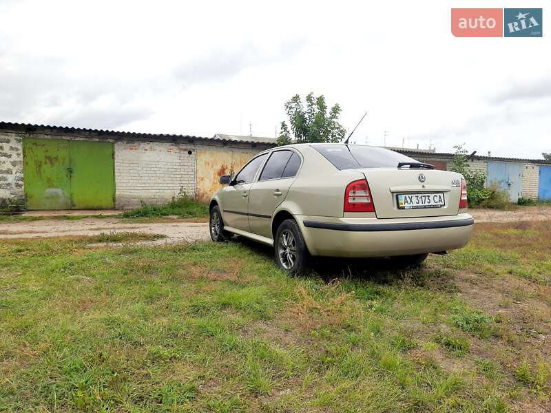 Лифтбек Skoda Octavia 2005 в Тарановке фото 4 Лифтбек Skoda Octavia 2005 в Тарановке