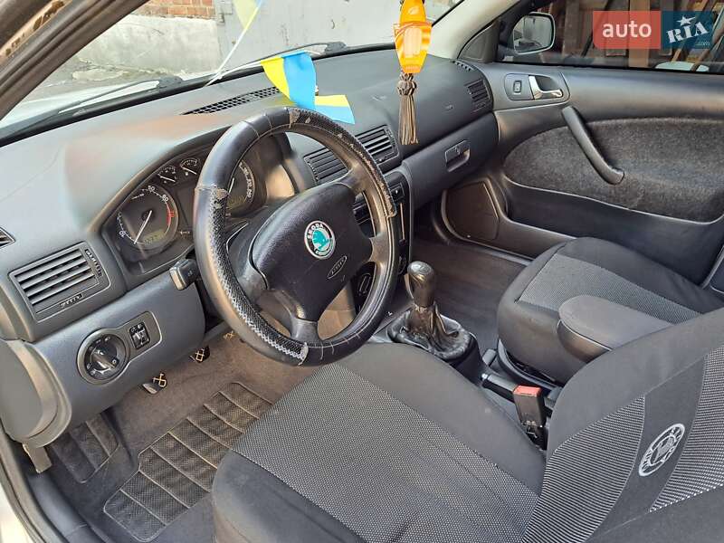 Лифтбек Skoda Octavia 2000 в Ромнах фото 6 Лифтбек Skoda Octavia 2000 в Ромнах