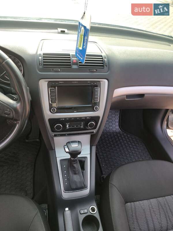 Лифтбек Skoda Octavia 2011 в Кривом Роге
