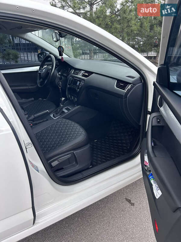 Лифтбек Skoda Octavia 2013 в Киеве фото 6 Лифтбек Skoda Octavia 2013 в Киеве