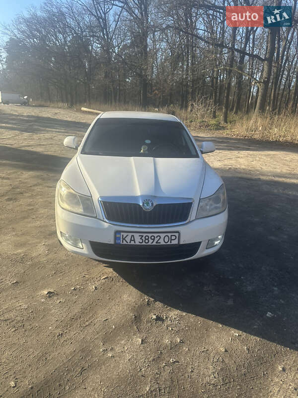 Лифтбек Skoda Octavia 2009 в Киеве