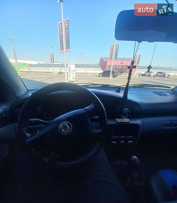 Лифтбек Skoda Octavia 1999 в Киеве