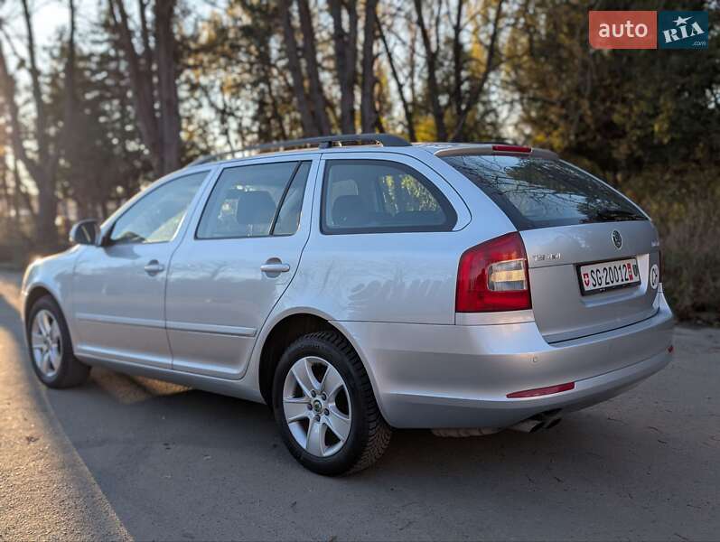 Универсал Skoda Octavia 2010 в Луцке